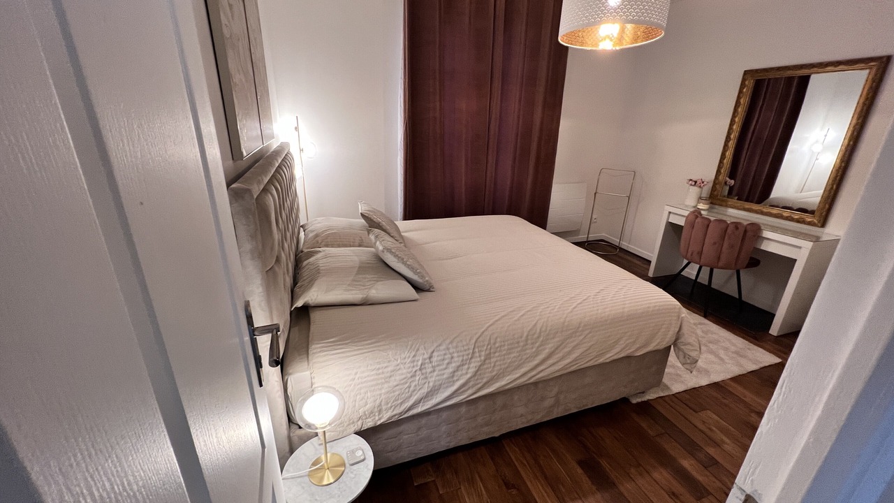 Photo of Bedroom in Villemomble