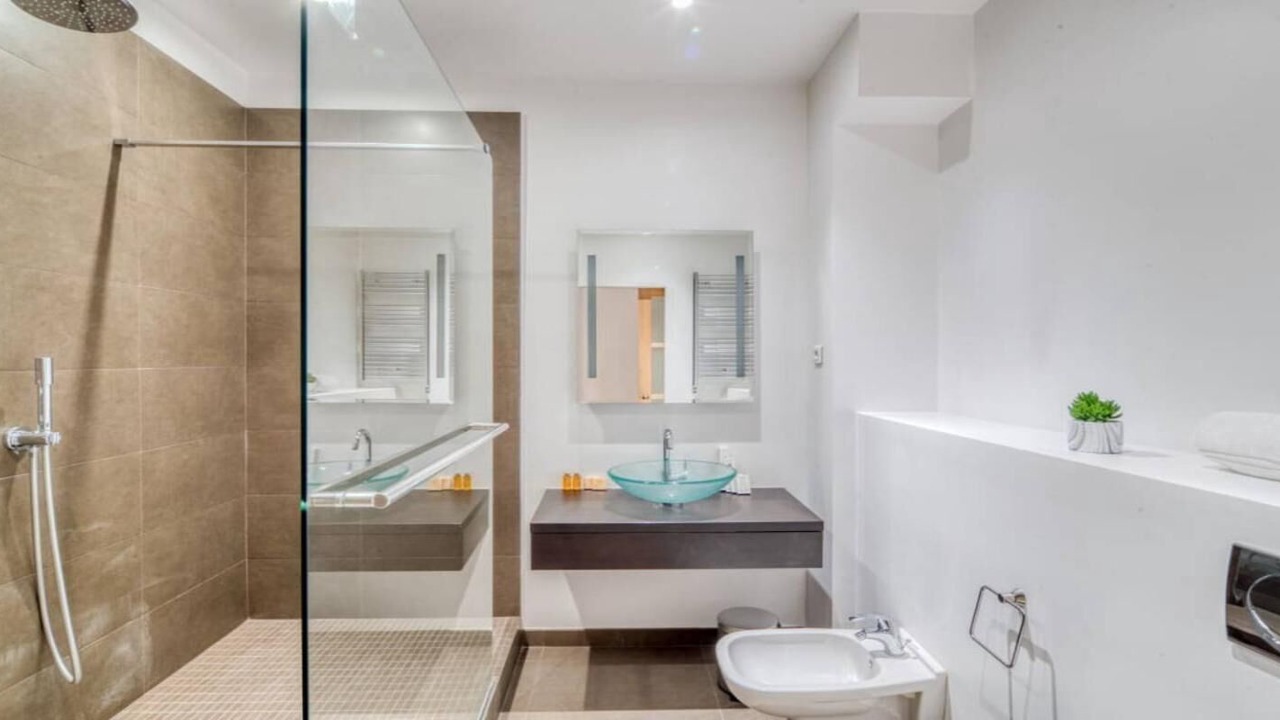 Photo of Bathroom in Champs-Elysees