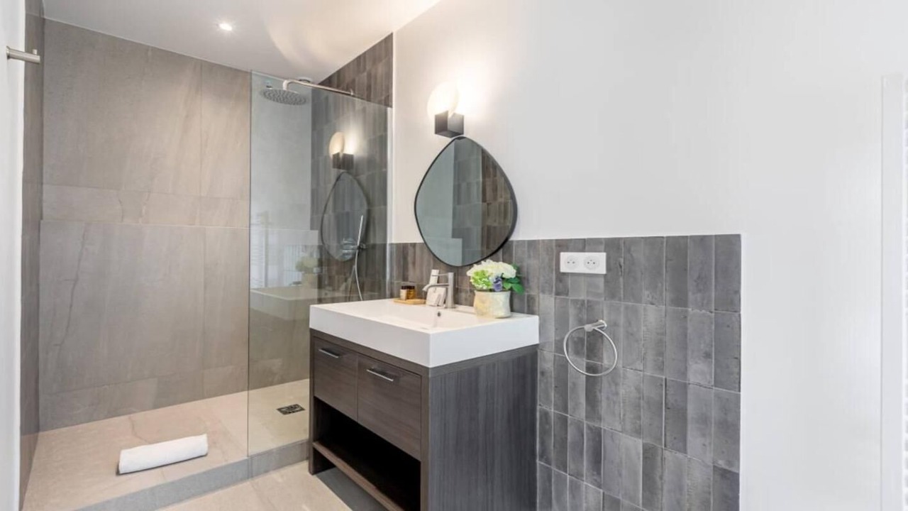 Photo of Bathroom in Paris City Center