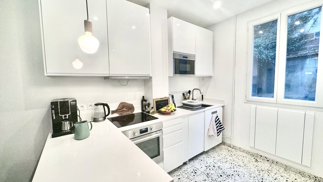 Photo of Kitchen in Issy-les-Moulineaux