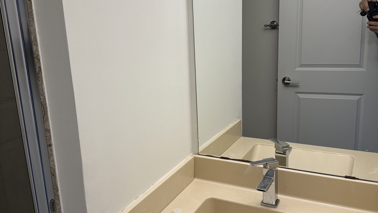 Photo of Bathroom in Downtown Mississauga
