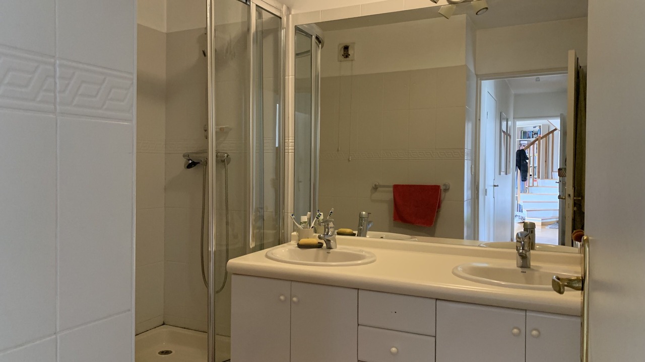 Photo of Bathroom in Faubourg de l'Arche