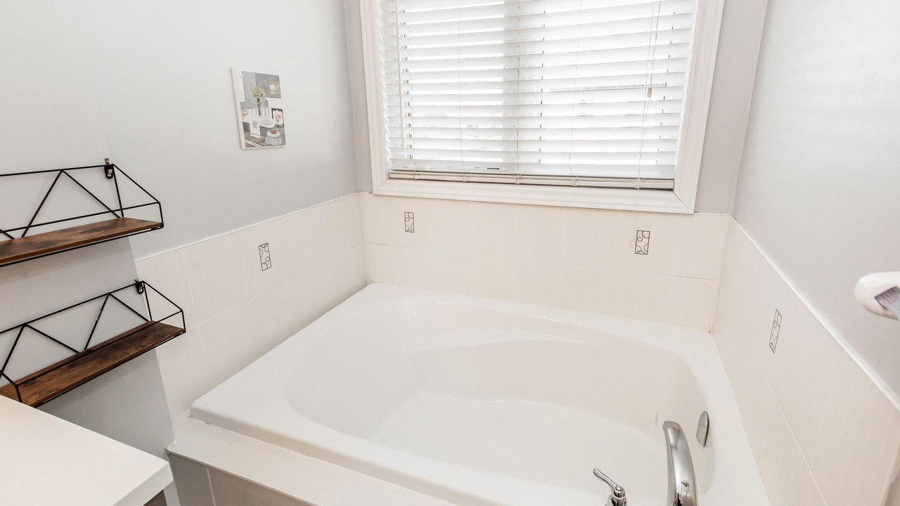Photo of Bathroom in East Credit