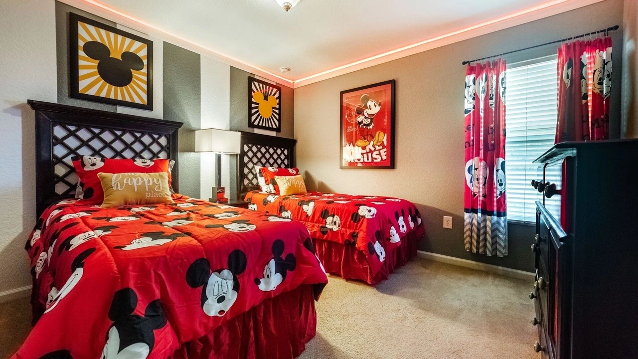 Photo of Bedroom in Bay Lake