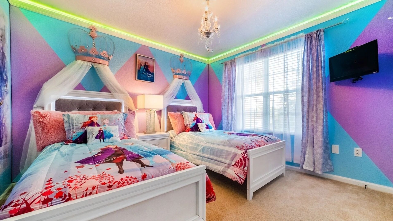 Photo of Bedroom in Bay Lake