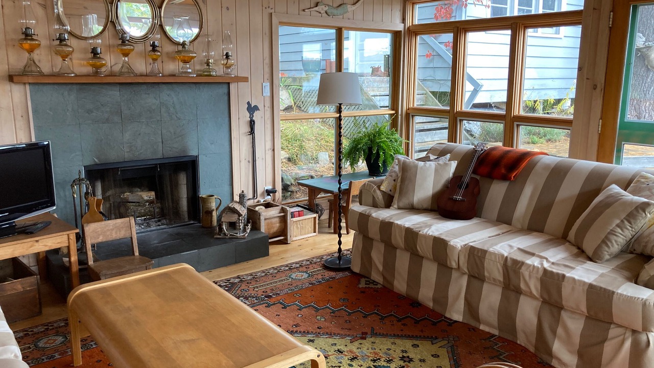 Photo of Livingroom in Rosseau