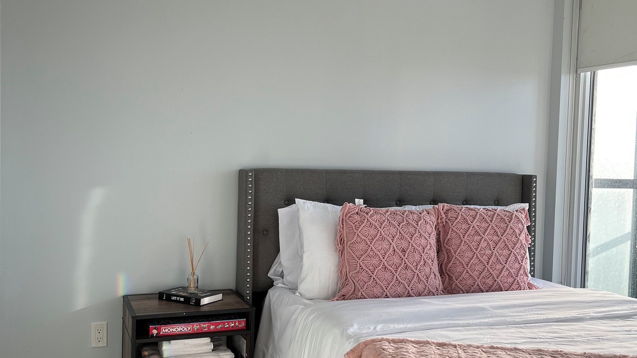Photo of Bedroom in Humber Bay Shores