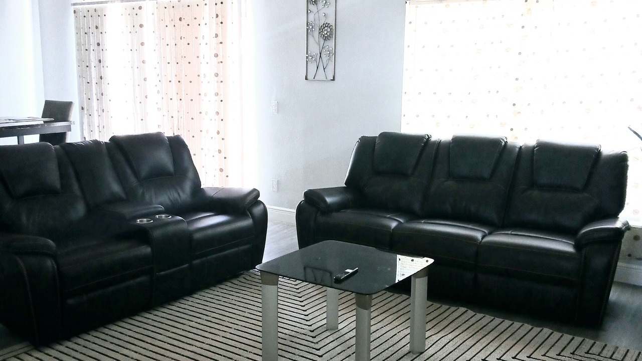 Photo of Livingroom in Mill Run