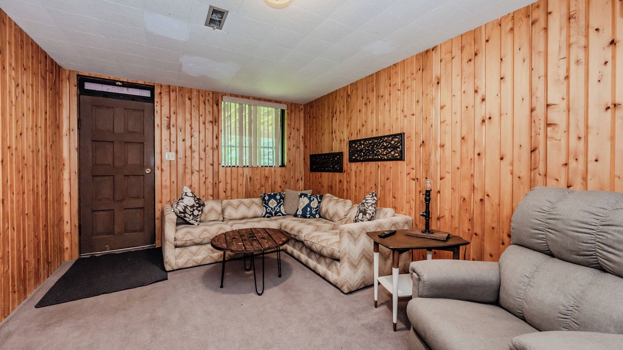 Photo of Bedroom in Wiarton