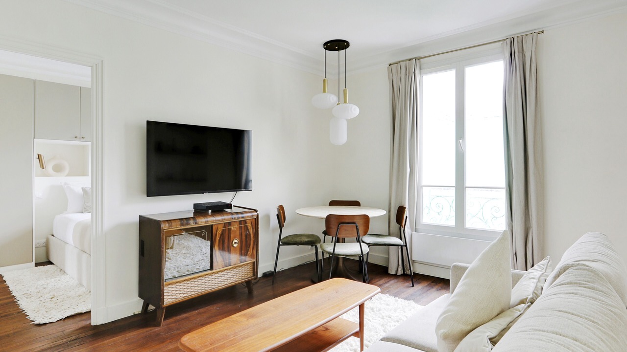Photo of Livingroom in Notre-Dame-des-Champs