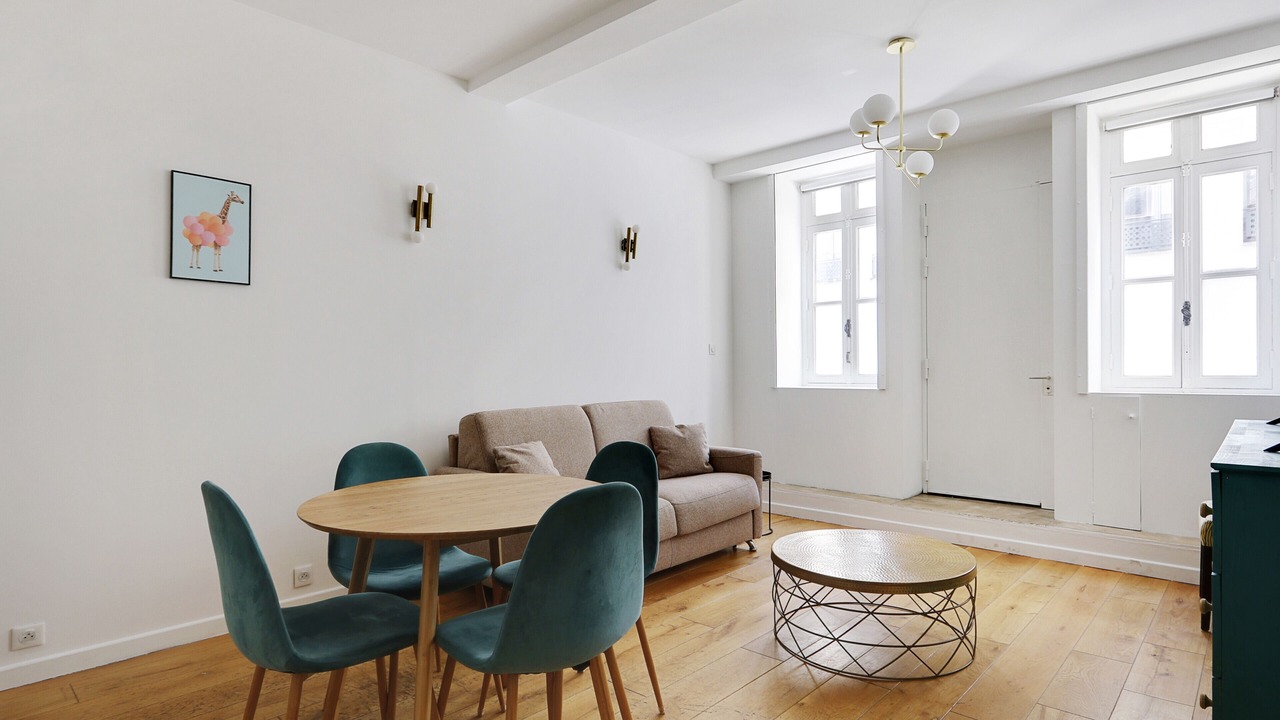 Photo of Livingroom in Quartier de l'Ecole-Militaire