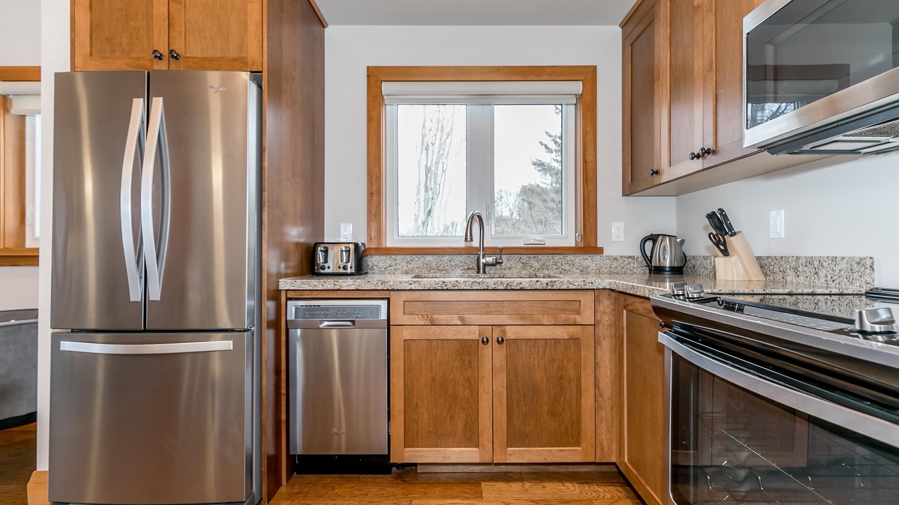 Photo of Kitchen in Muskoka Lakes