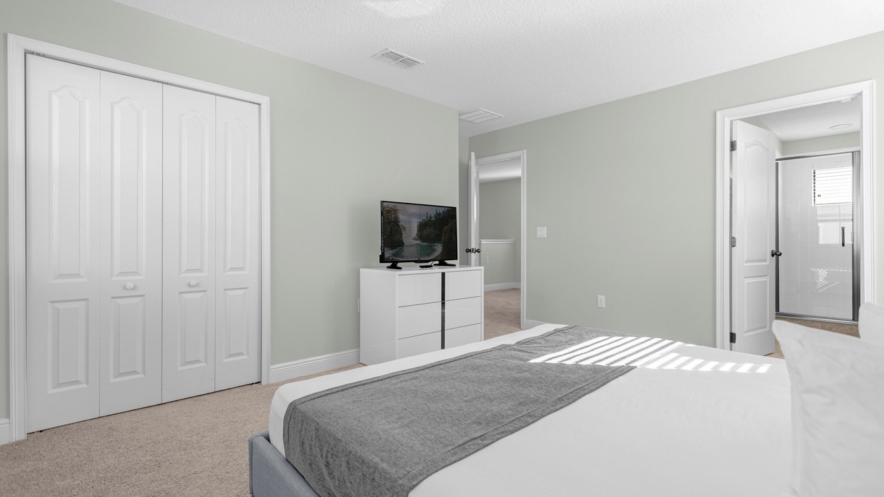 Photo of Bedroom in Haines City