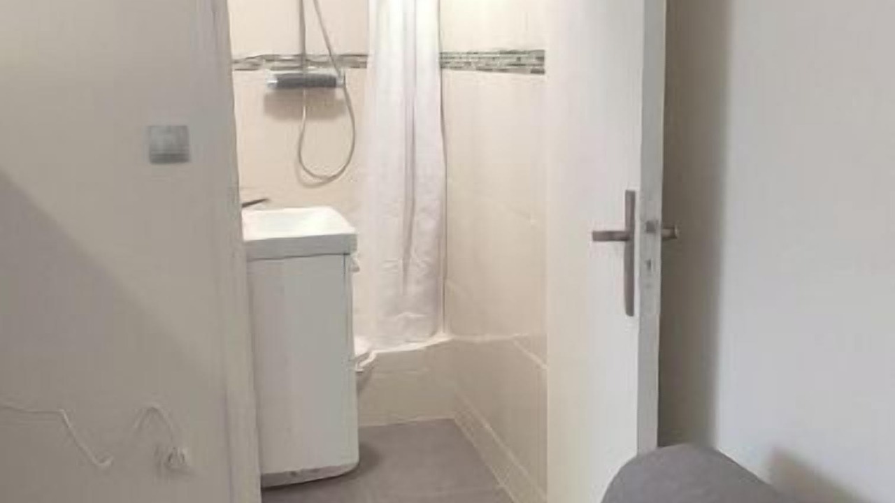 Photo of Bathroom in La Courneuve