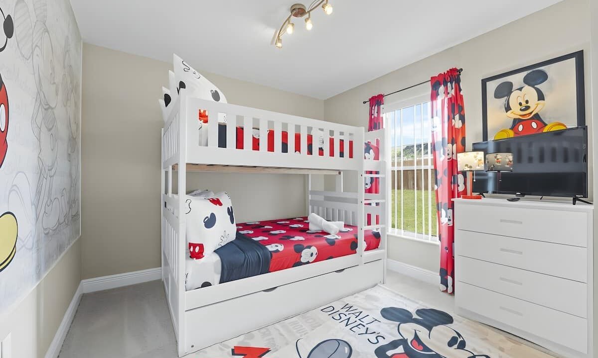 Photo of Bedroom in Briargrove