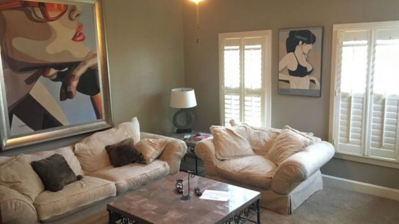 Photo of Livingroom in Madisonville