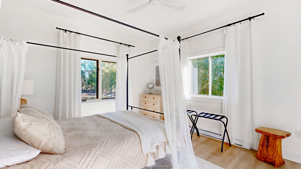Photo of Bedroom in Innisfil