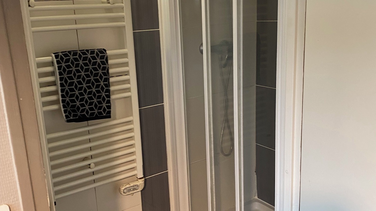 Photo of Bathroom in Aubervilliers