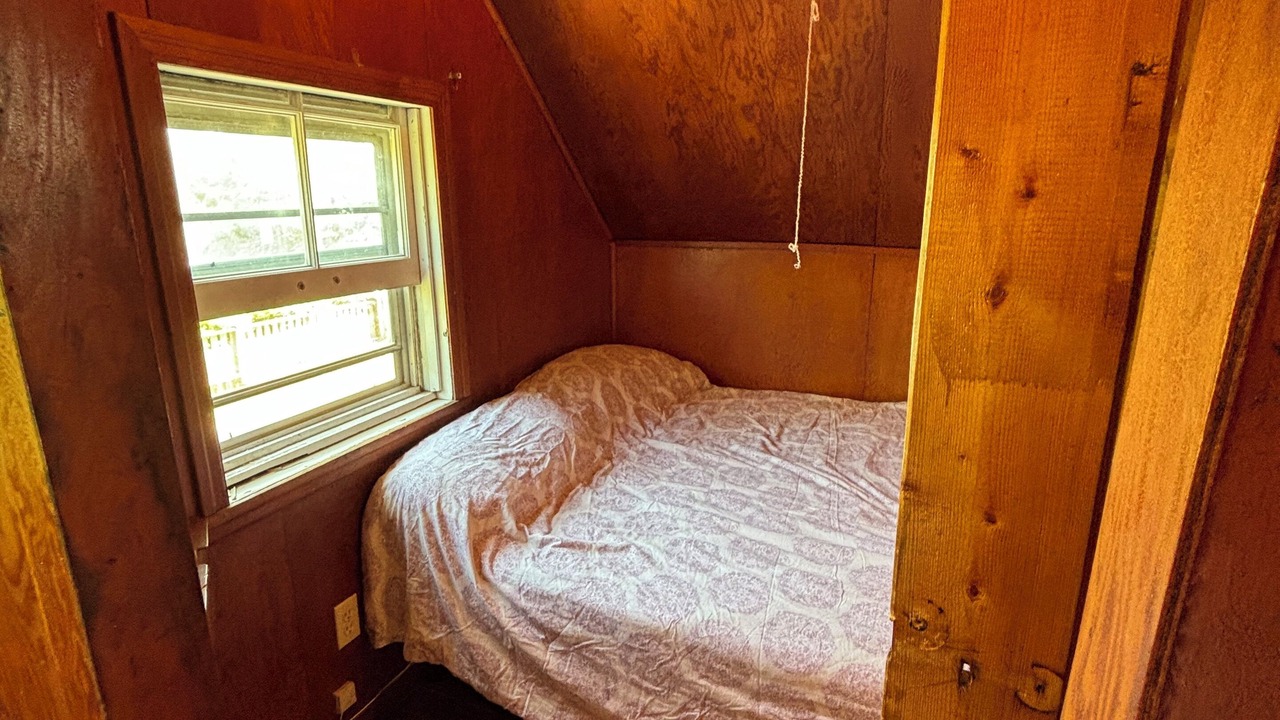 Photo of Bedroom in Sauble Beach