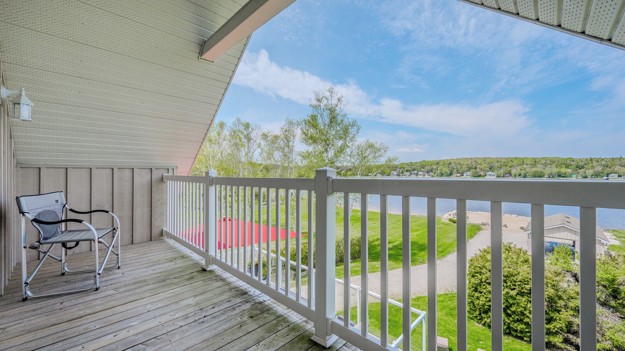Photo of Patio Balcony in Lion's Head