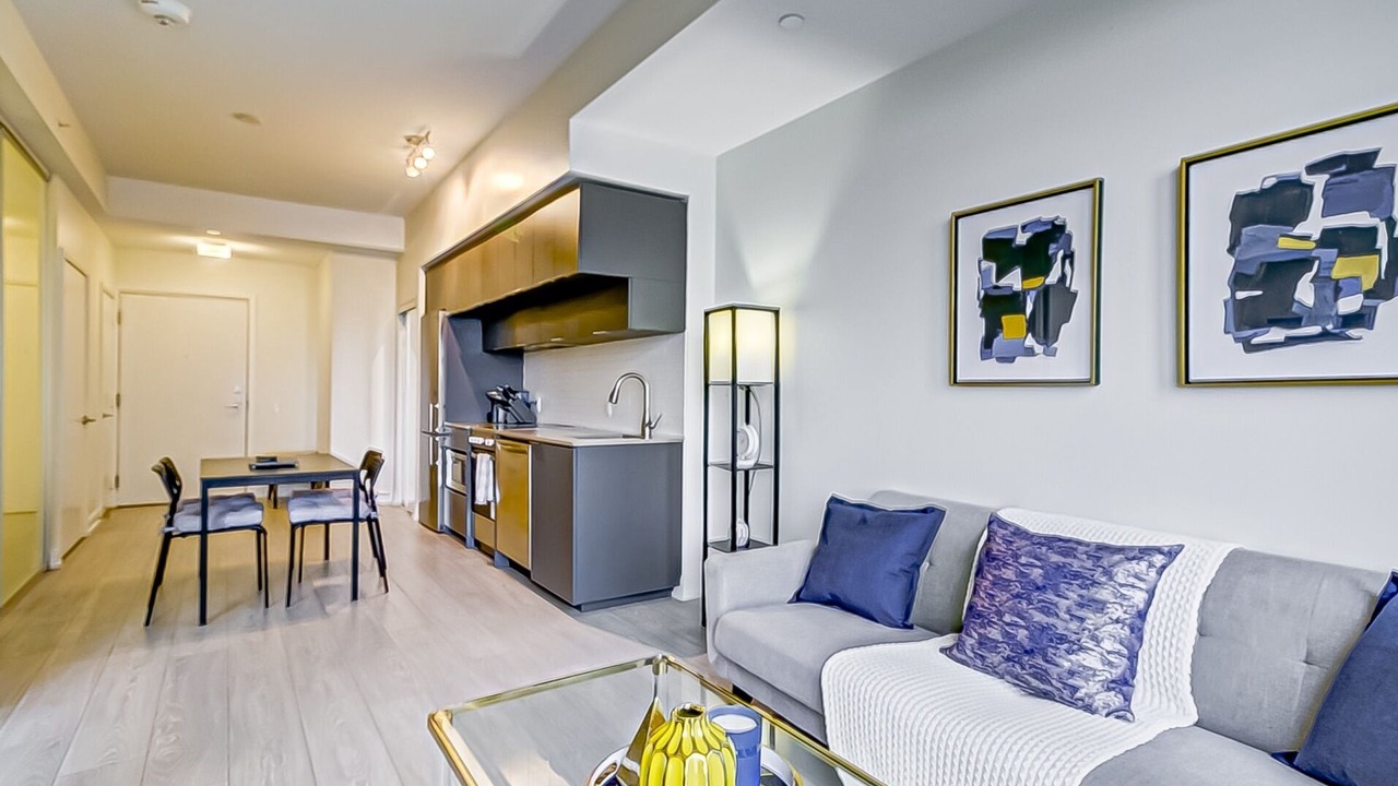 Photo of Livingroom in Garden District