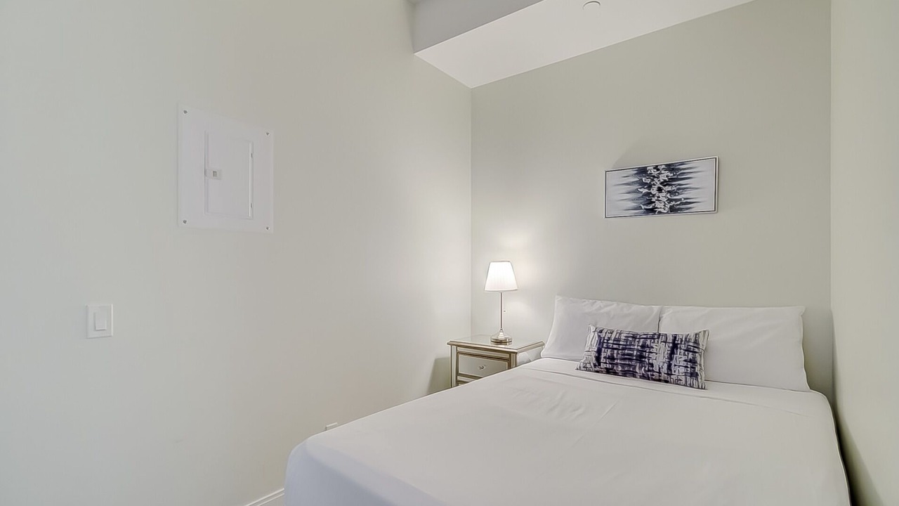 Photo of Bedroom in Garden District