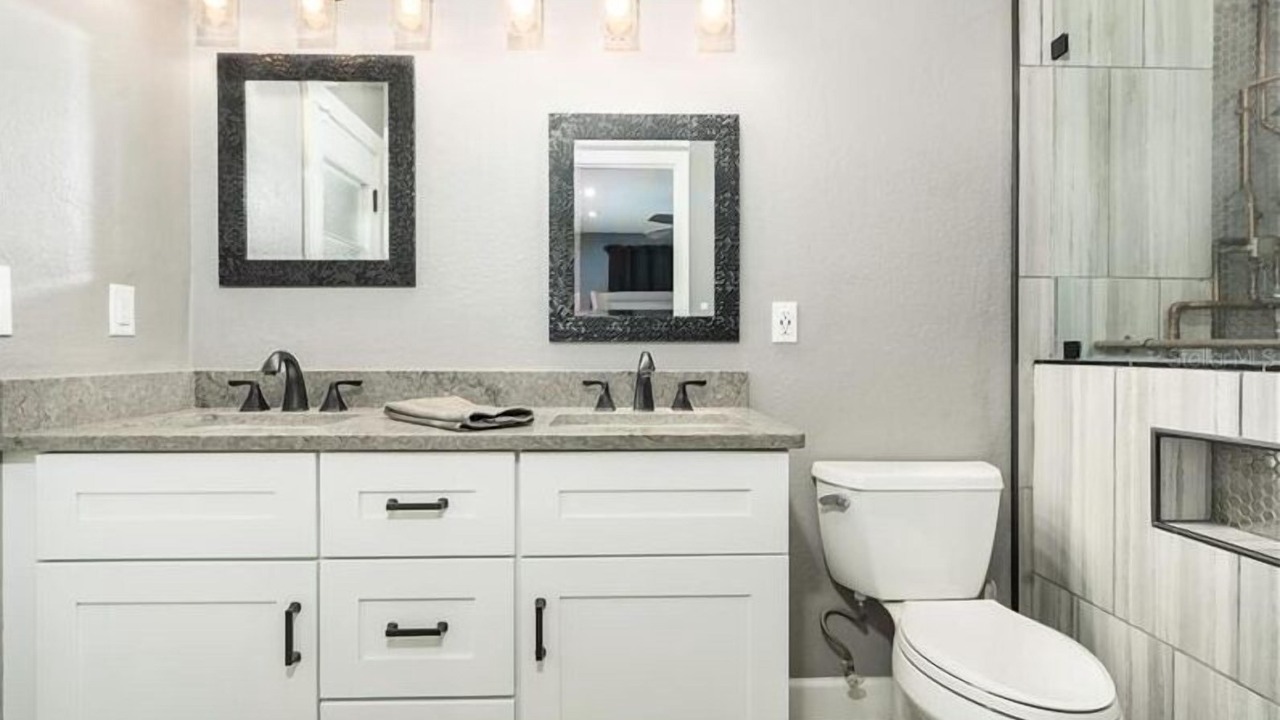 Photo of Bathroom in Lakeland