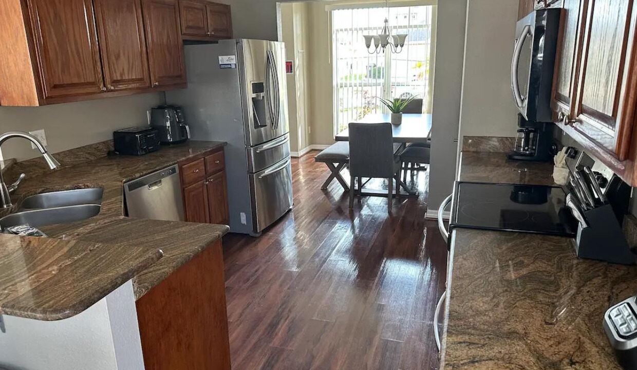 Photo of Kitchen in Lake Davenport Estates
