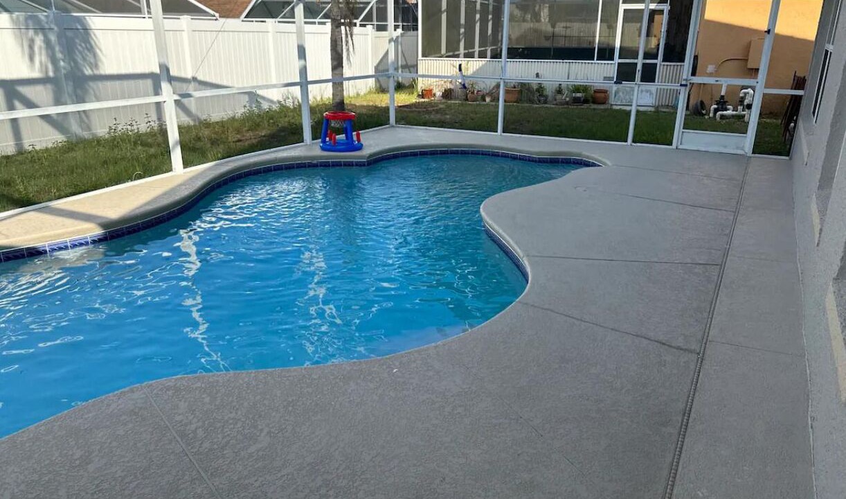 Photo of Outdoor in Lake Davenport Estates