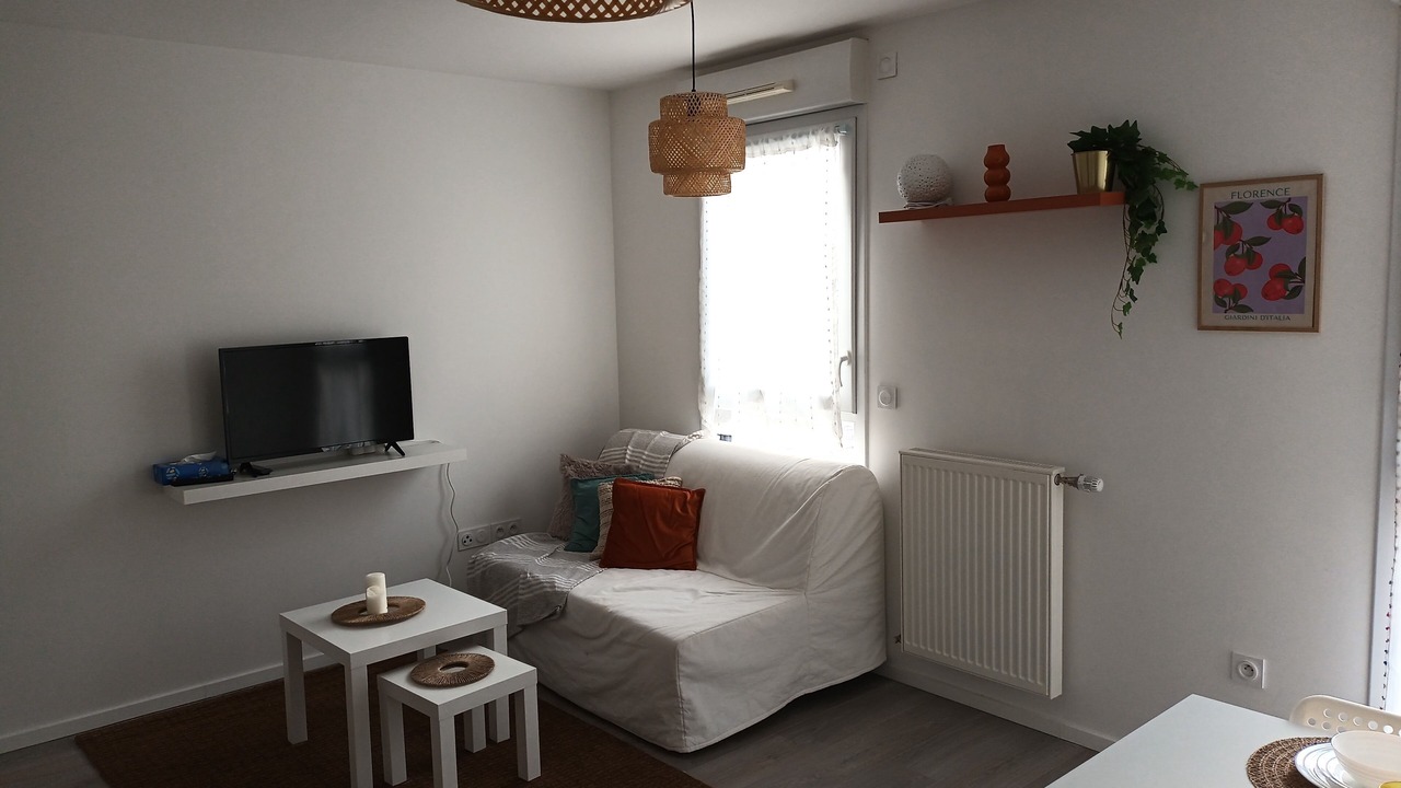 Photo of Livingroom in Romainville
