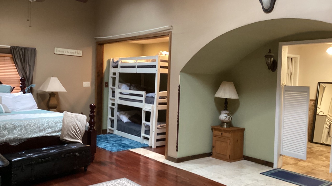 Photo of Bedroom in Laurens