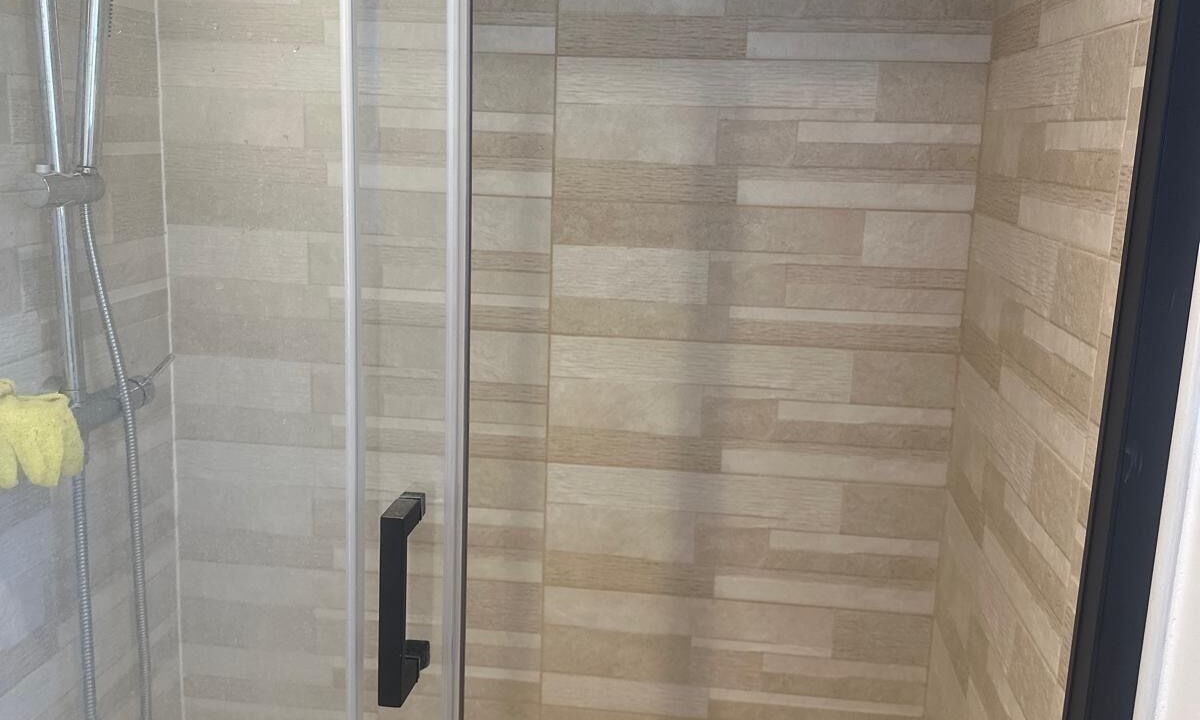 Photo of Bathroom in Villeneuve-Saint-Georges