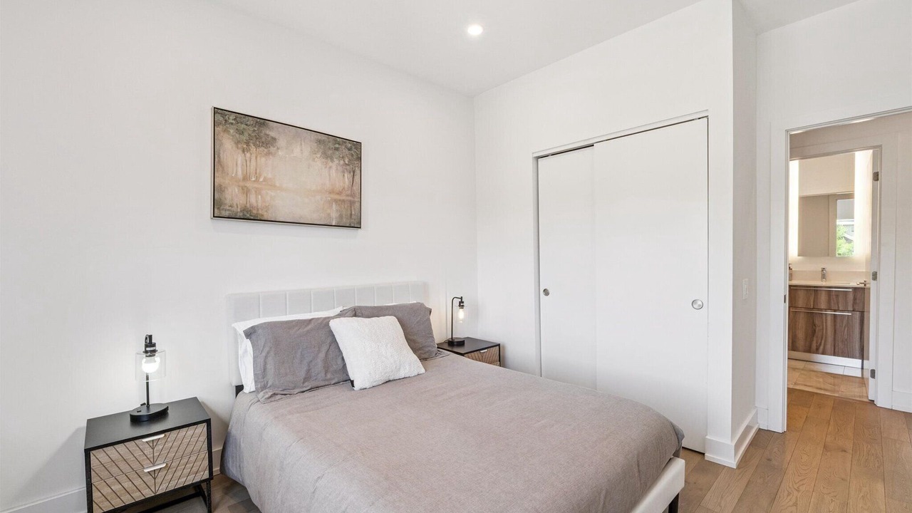 Photo of Bedroom in Gravenhurst