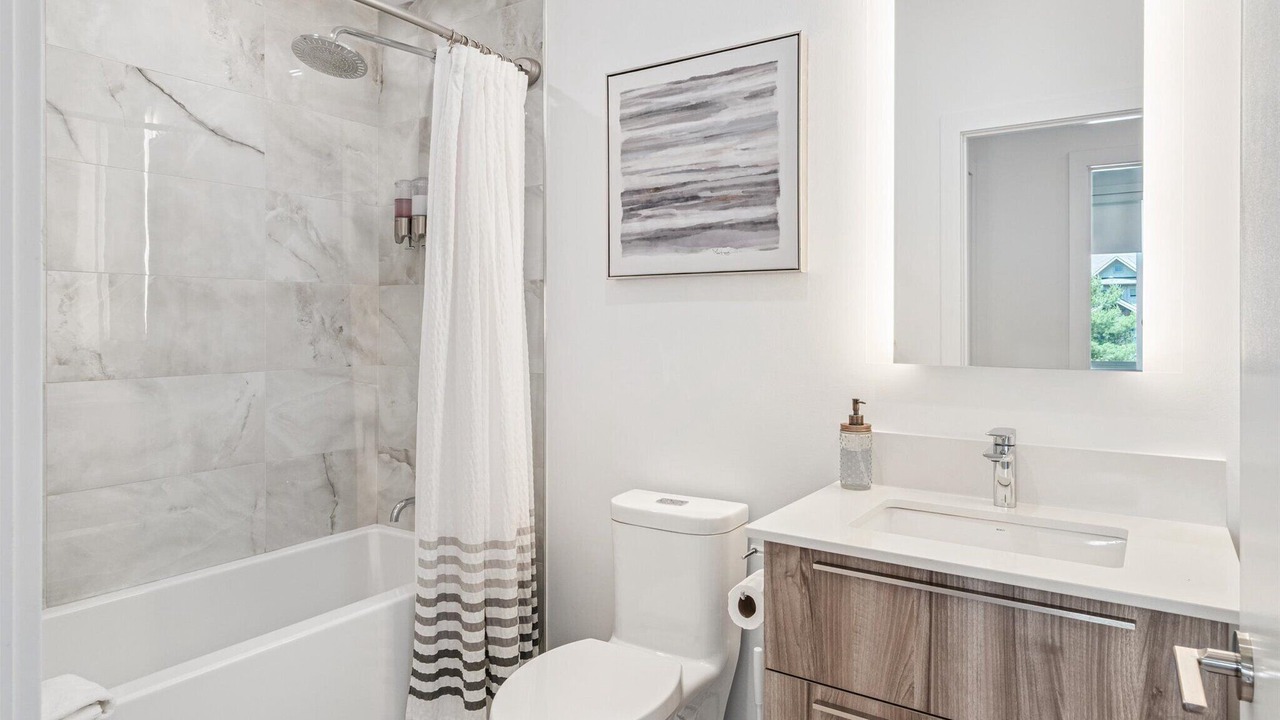 Photo of Bathroom in Gravenhurst