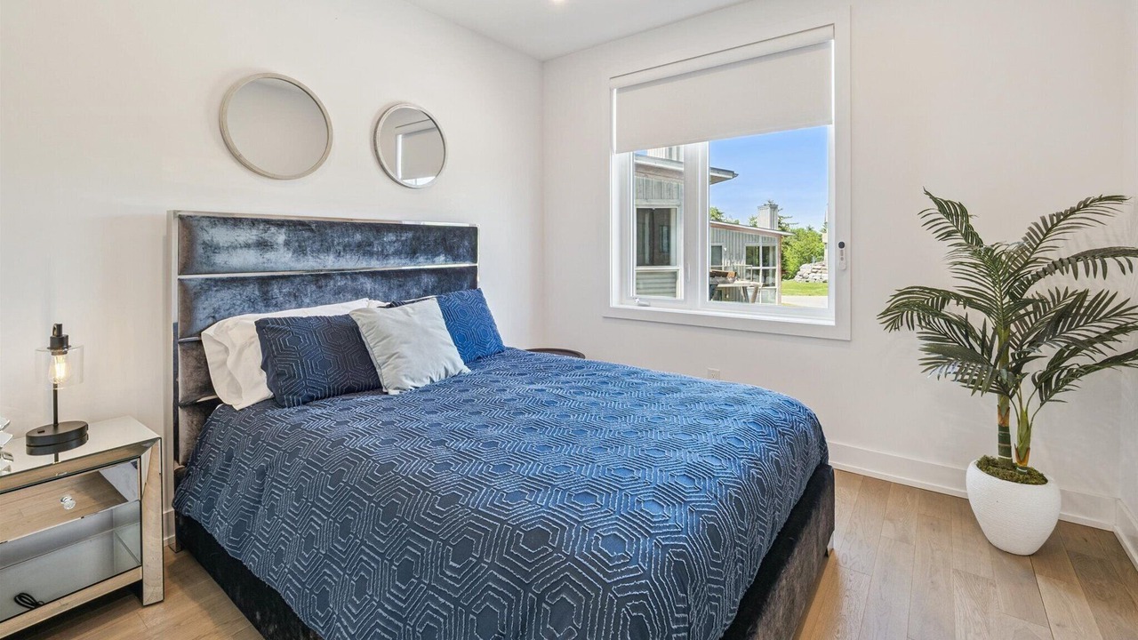 Photo of Bedroom in Gravenhurst