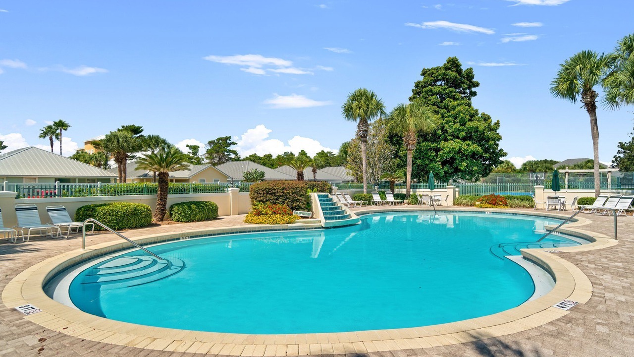 Photo of Outdoor in Avalon Beach Estates