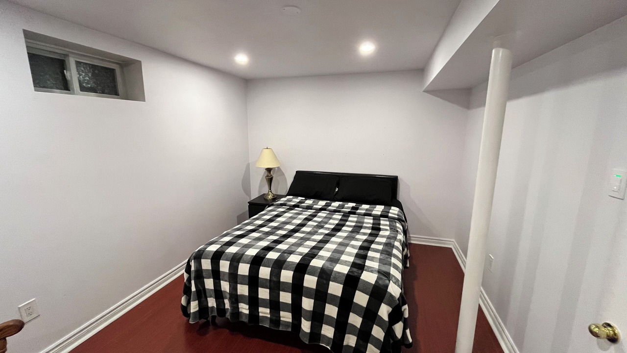 Photo of Bedroom in Churchill Meadows