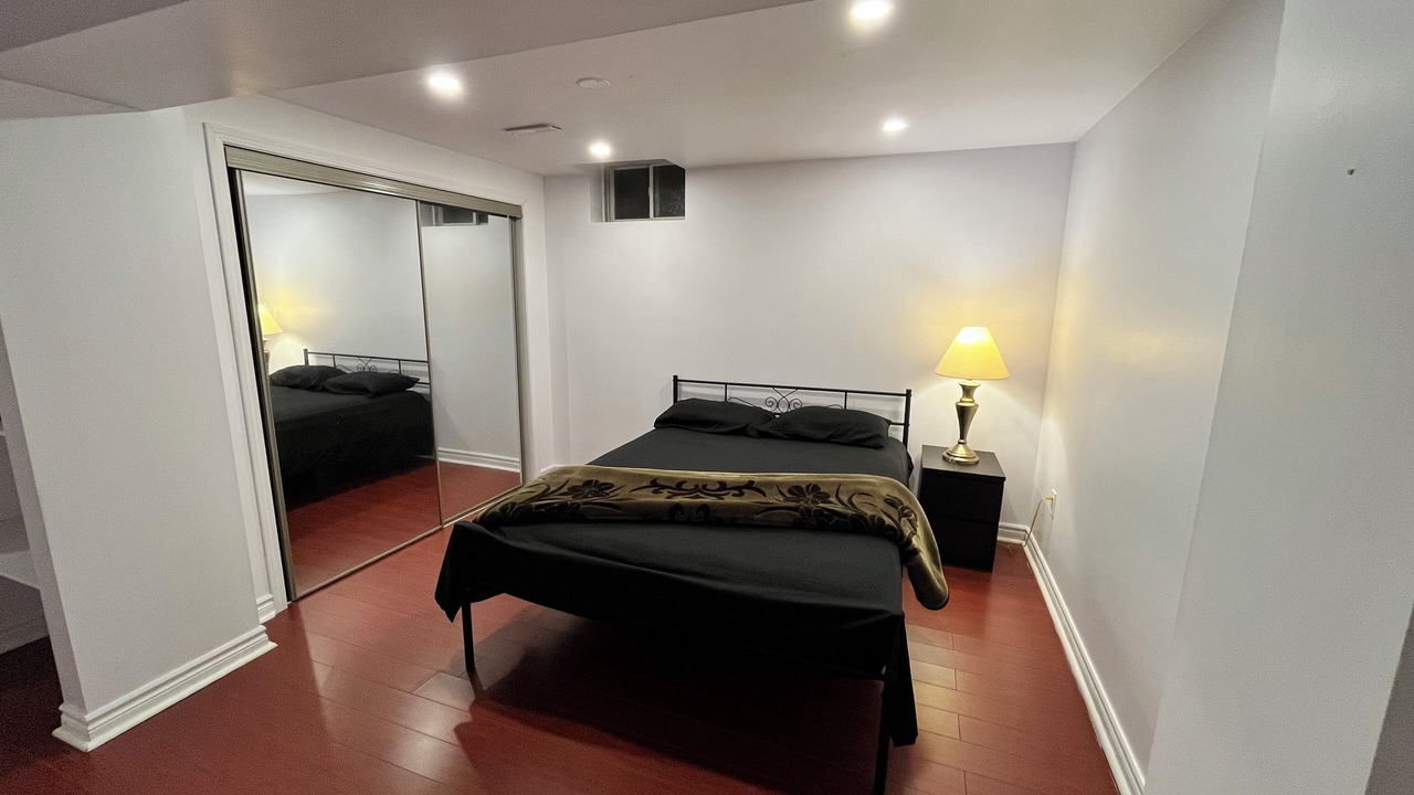 Photo of Bedroom in Churchill Meadows