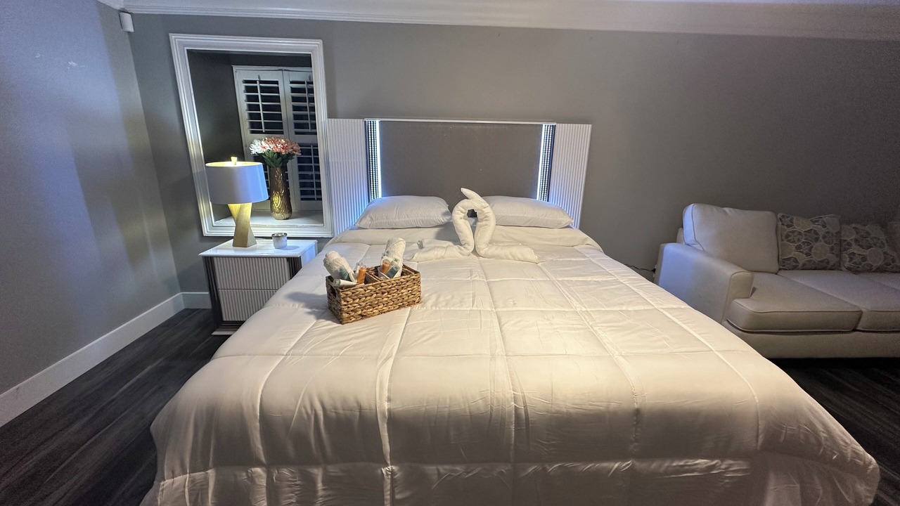 Photo of Bedroom in Lake Magdalene
