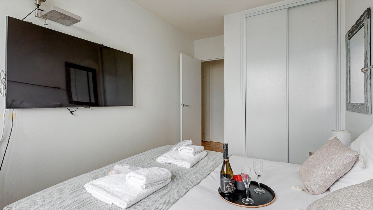 Photo of Bedroom in Puteaux