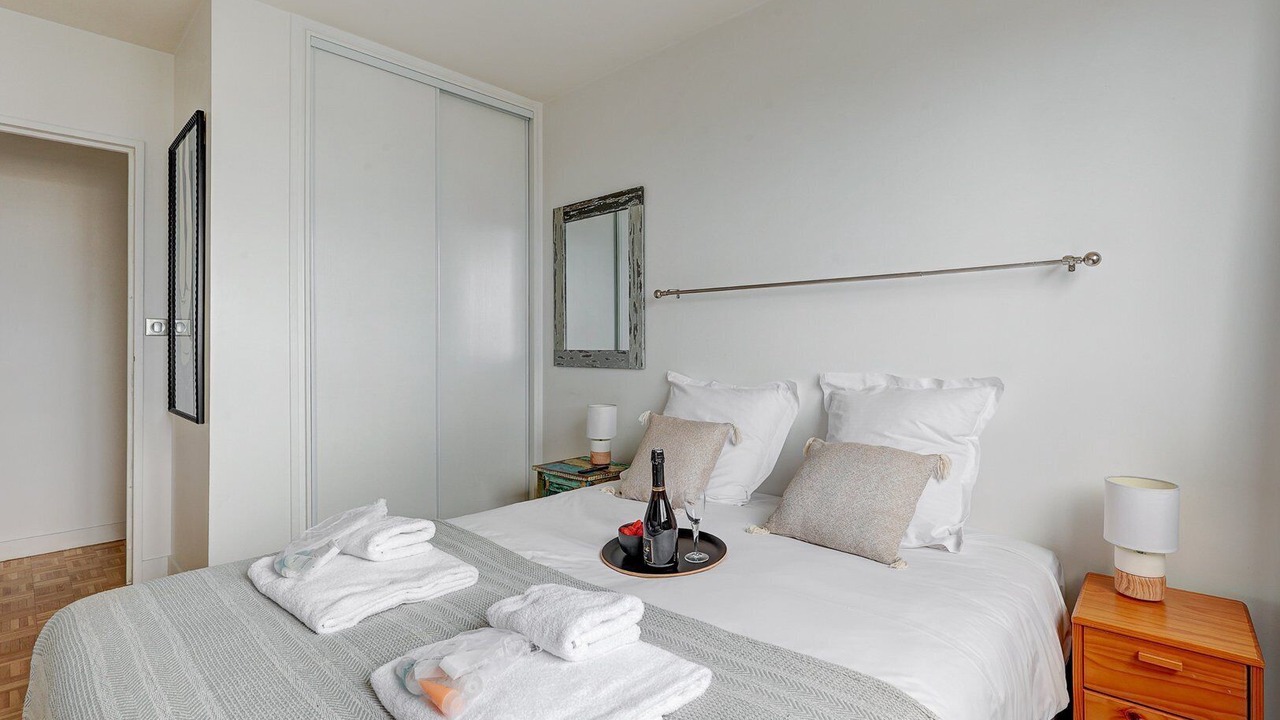 Photo of Bedroom in Puteaux