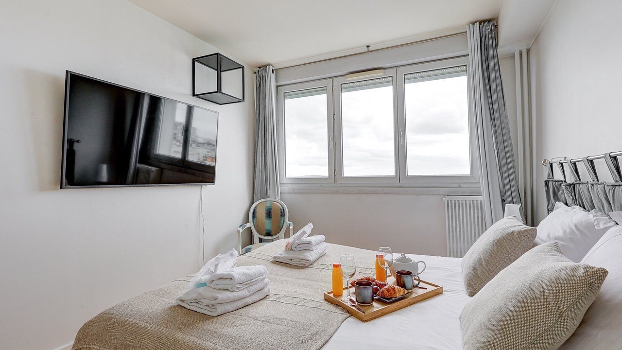 Photo of Bedroom in Puteaux
