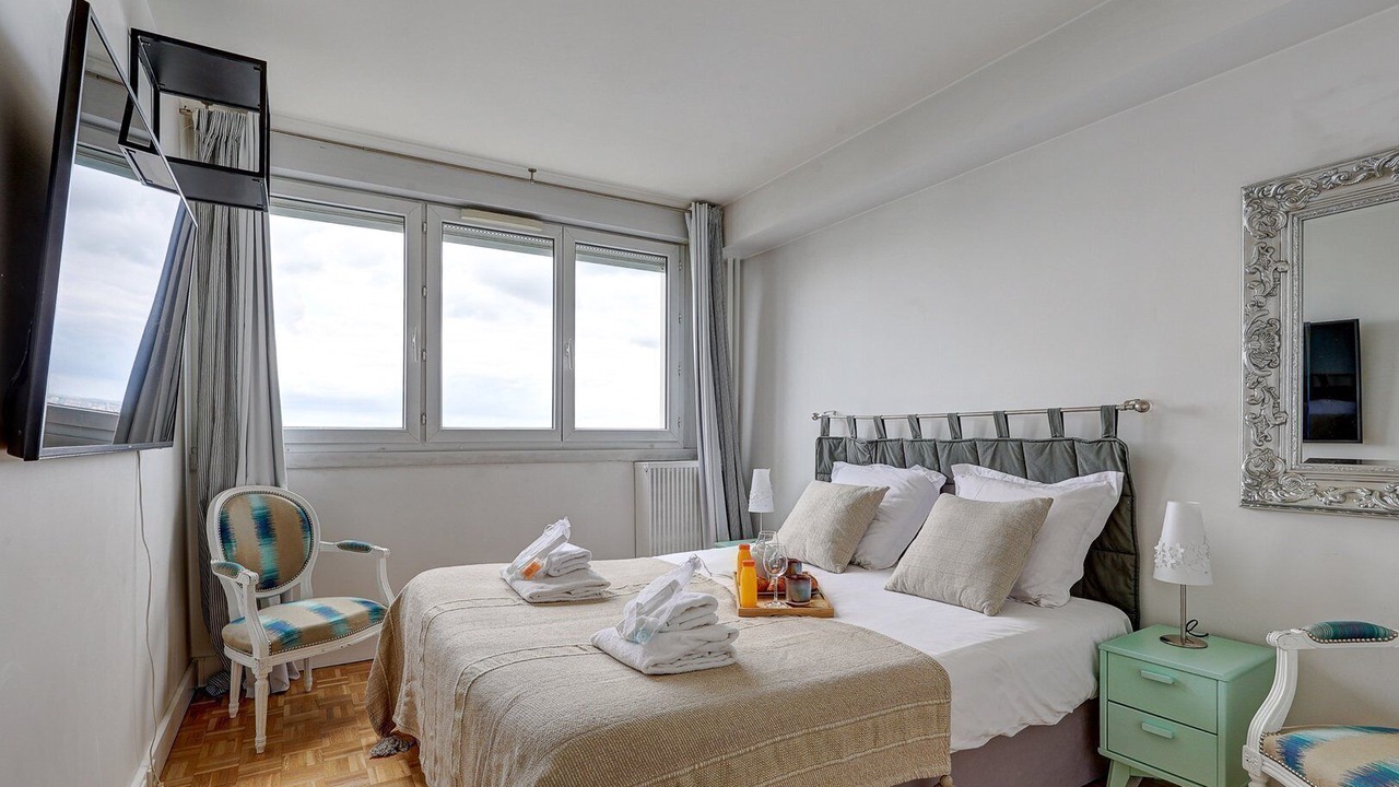 Photo of Bedroom in Puteaux