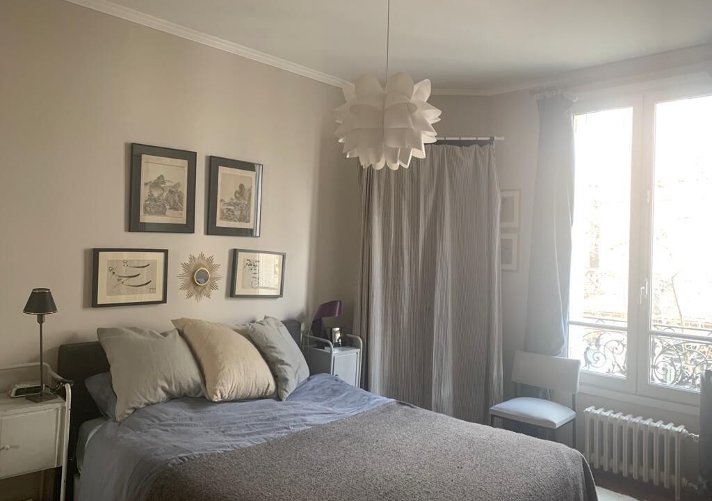 Photo of Bedroom in Suresnes
