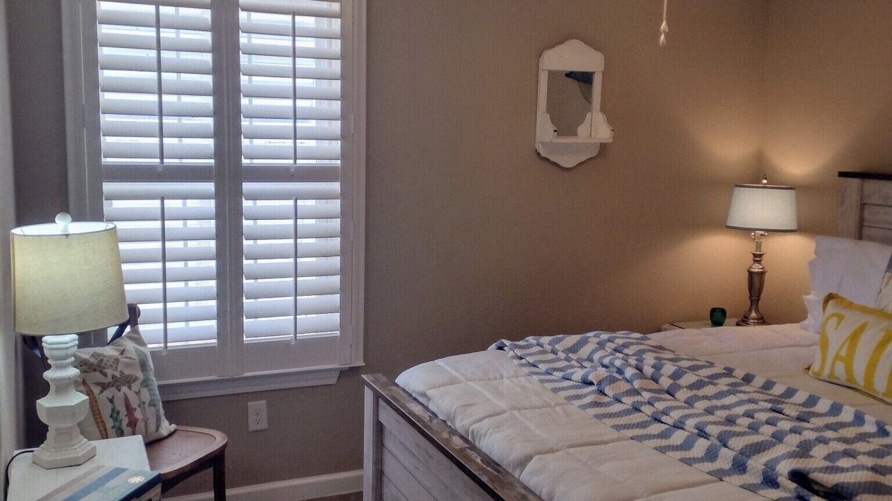 Photo of Bedroom in Holiday Beach