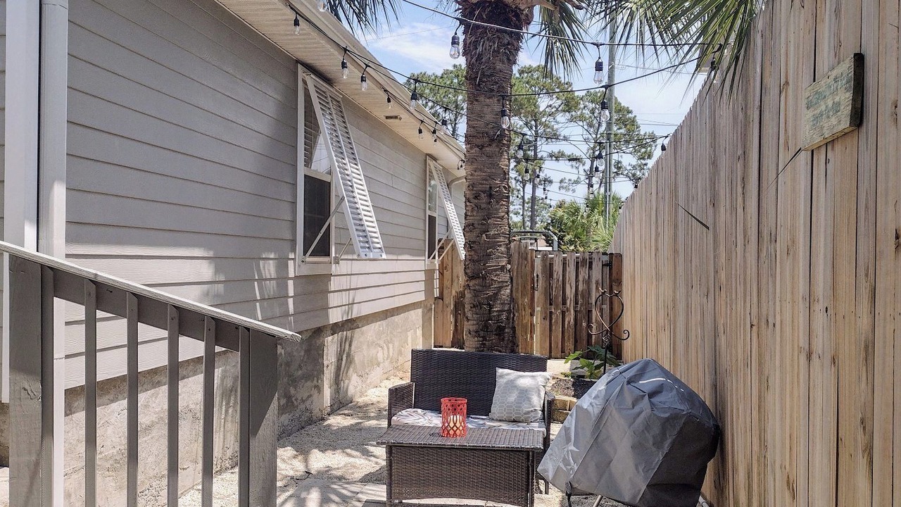 Photo of Patio Balcony in Holiday Beach