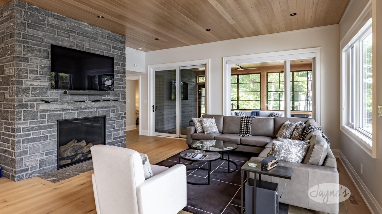 Photo of Livingroom in Rosseau