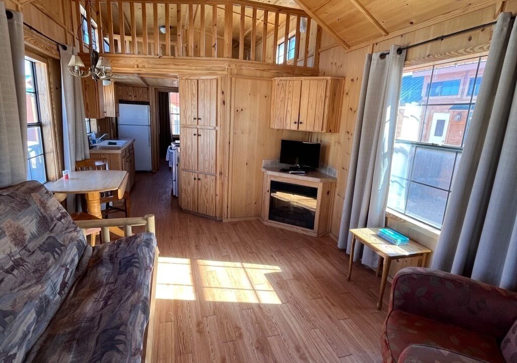 Photo of Livingroom in Mammoth Creek