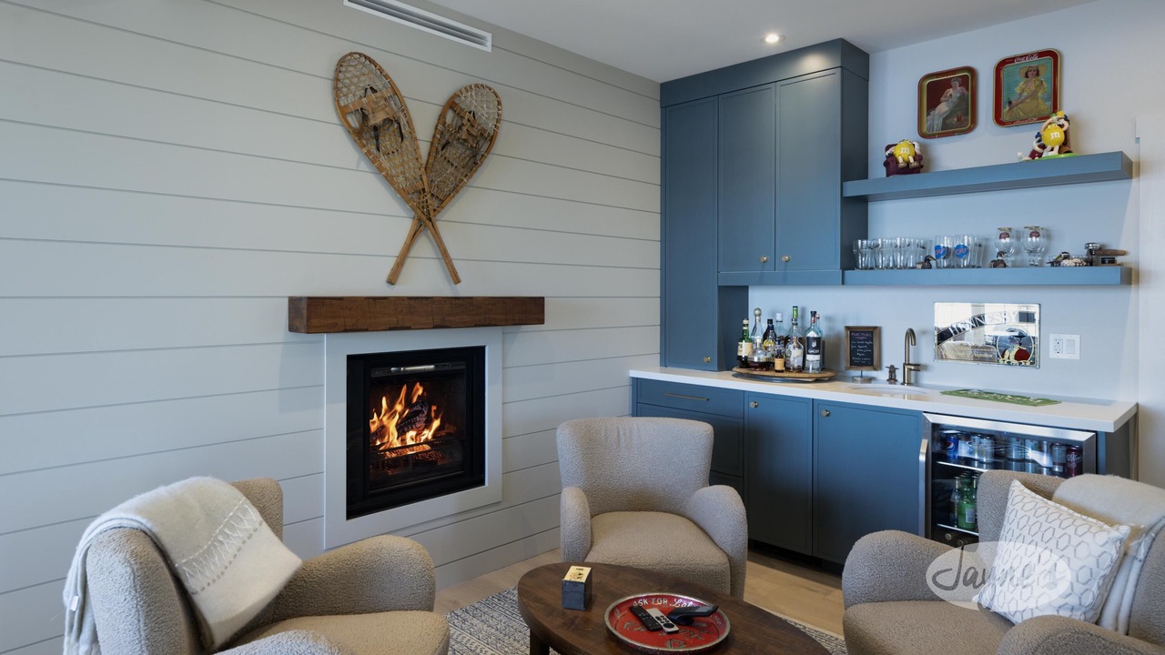Photo of Bedroom in Muskoka Lakes