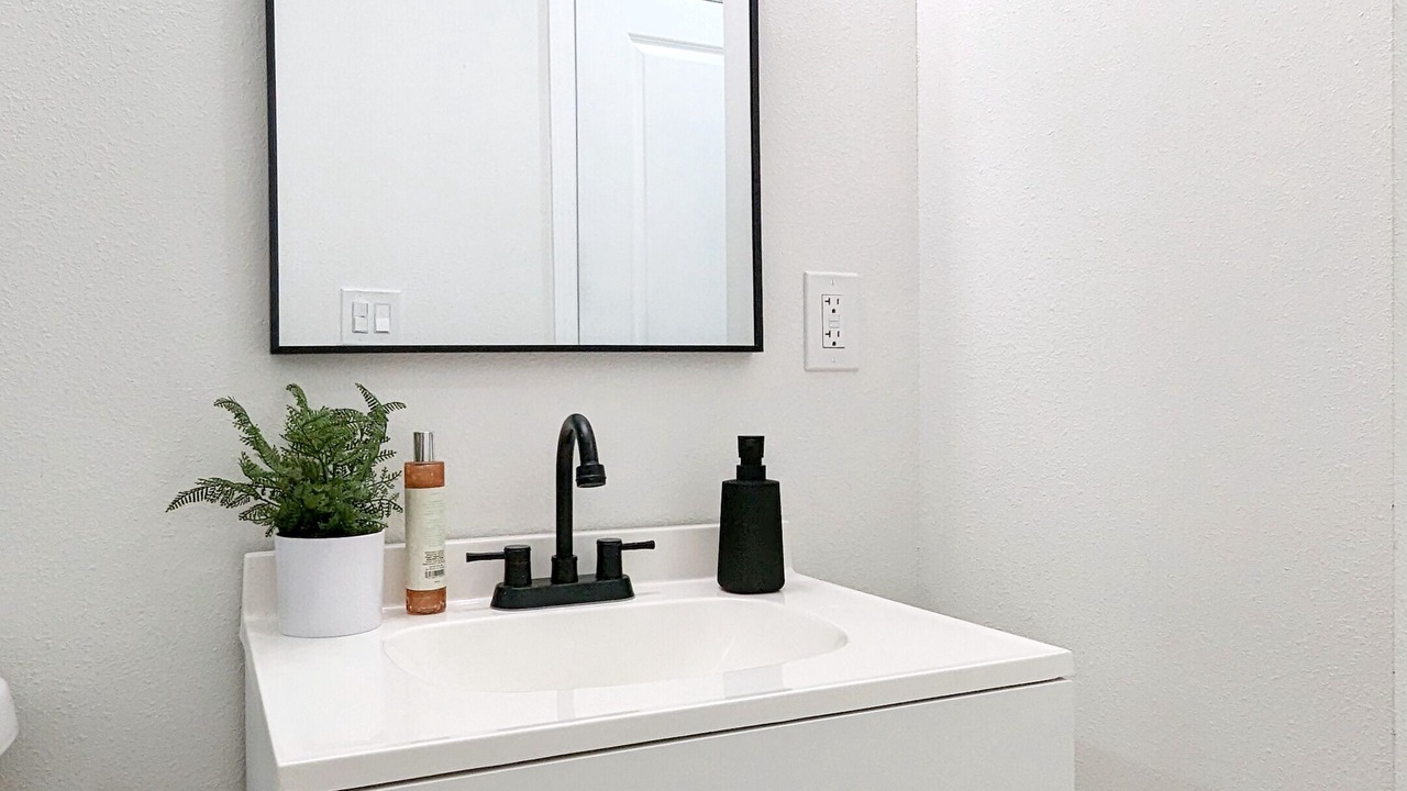 Photo of Bathroom in Sarasota Springs